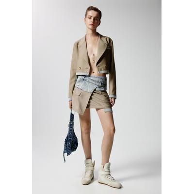 Crop blazer with two materials