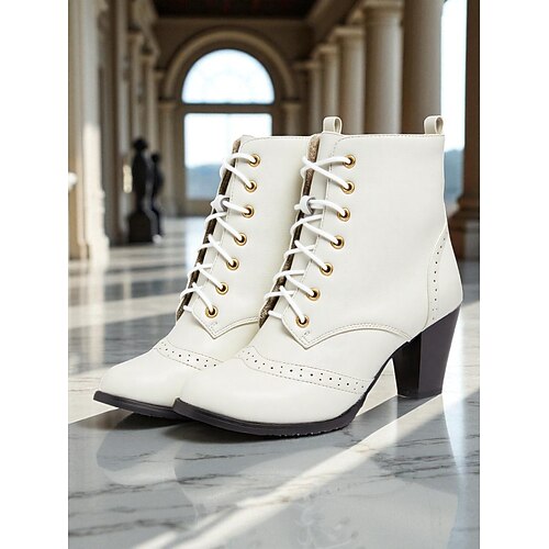 Vintage-Schnürstiefeletten im viktorianischen und edwardianischen Stil – braune Brogue-Stiefeletten aus Kunstleder mit runder Zehenpartie und Absatz für Retro-Outfits, Alltagskleidung und Herbstmode Image