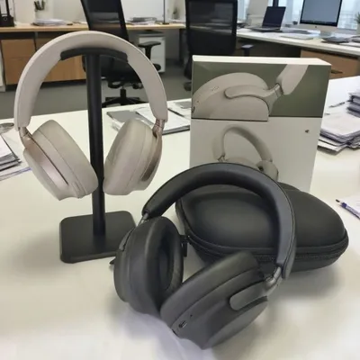 Bose QuietComfort ultra headphones are wireless noise cancelling, Bluetooth enabled, calling, and music earphones