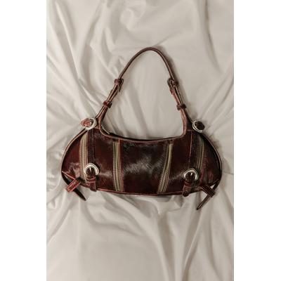 Medium leather bag zippers studio