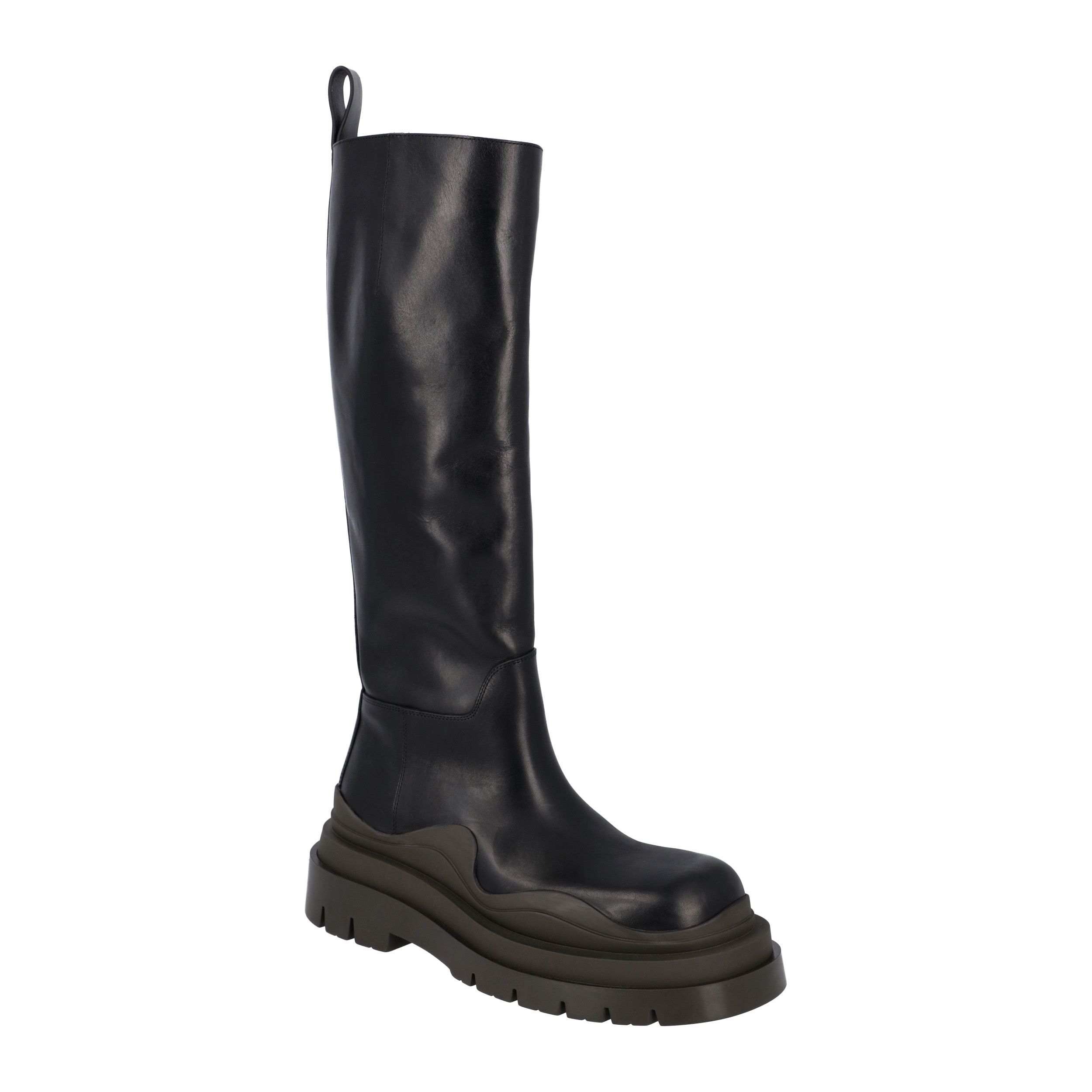 Bottega Veneta Tire Boot aus Kalbsleder in Schwarz