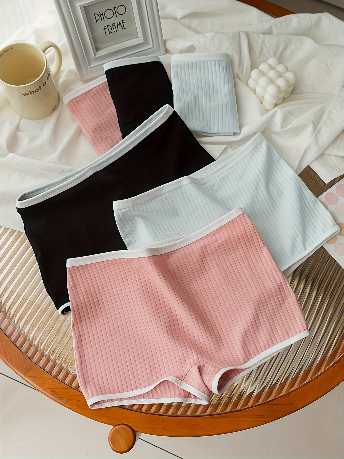 6-teilige Damen-Slips aus geripptem, gestreiftem Stoff in verschiedenen Farben für Herbst und Winter, einfache neue Damenunterwäsche aus reiner Baumwolle Image