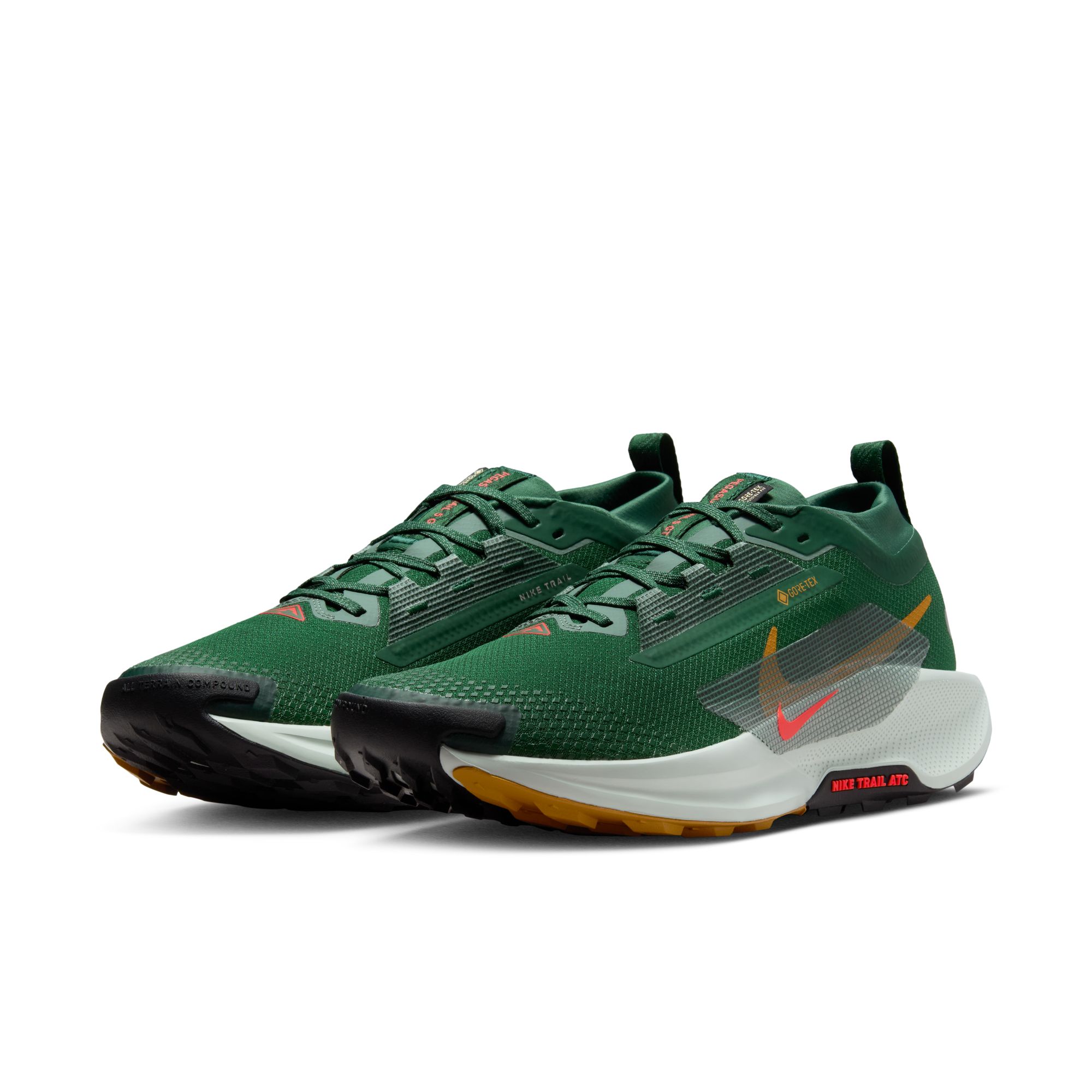 Laufschuh NIKE "NIKE PEGASUS TRAIL 5 GTX", Gr. 45,5, fir, bright crimson, clay grün, Synthetik, Textil, Schuhe