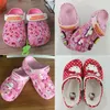 Kawaii Sanrio Loch Schuhe Hello Kitty Sommer Hausschuhe Sandalen und Hausschuhe für Männer Frauen rutschfeste Strandschuhe Casual Tide Schuhe