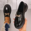 Große Damenschuhe, 35–43, neue modische Einzelschuhe mit rundem Kopf und quadratischem Absatz, vielseitige und bequeme schwarze Lederschuhe