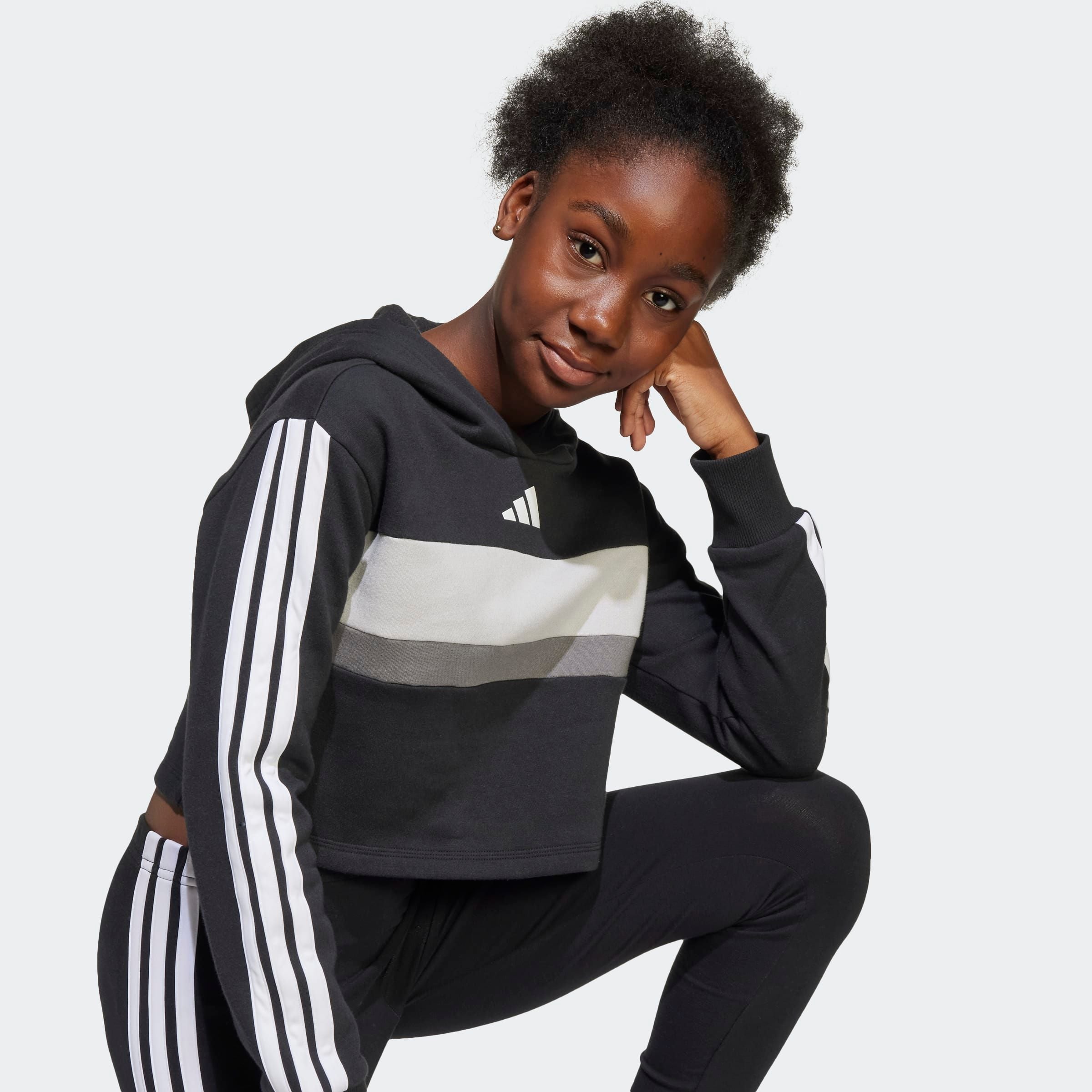 Trainingsanzug ADIDAS SPORTSWEAR "JG 3S TIB FL ST", Kinder, Gr. 140, schwarz, weiß, grau two, Obermaterial: 70% Baumwolle, 30% Polyester. Obermaterial Hose: 93% Baumwolle, 7% Elasthan, Sportanzüge Image
