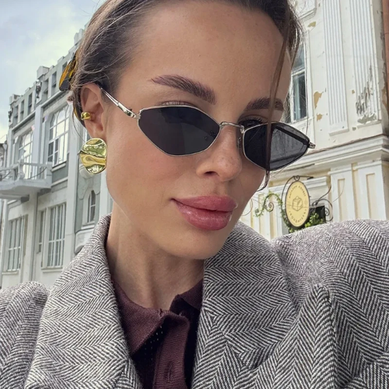 3 stücke Mode Personalisierte Polygon Rahmen Sonnenbrille Frauen Metall Rahmen Schwarz Objektiv Design Sonnenbrille UV Schutz Brillen. Image