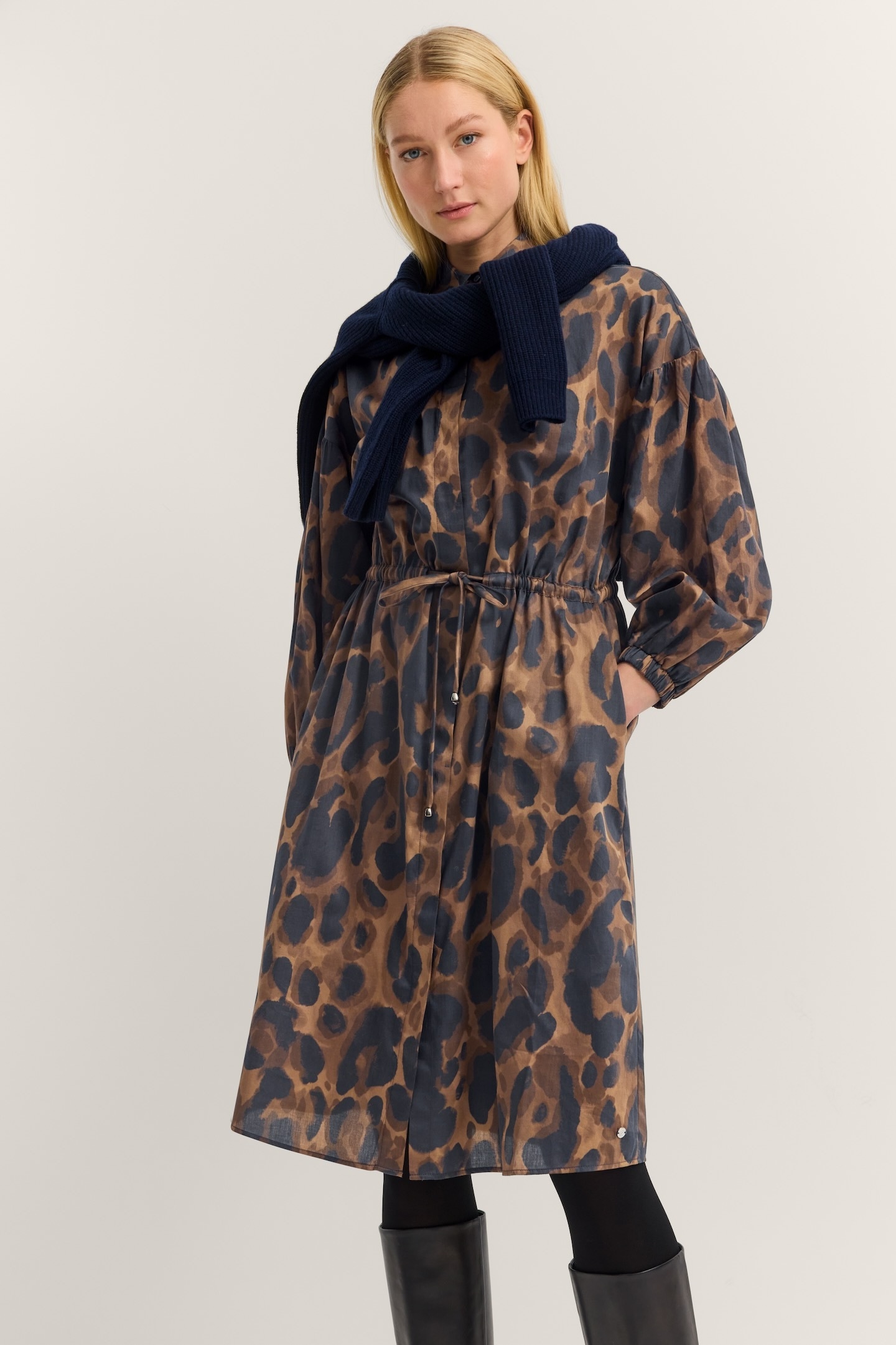 Blusenkleid BUGATTI "Leo-Muster", Damen, Gr. 34, Normalgrößen, 80, braun, 100% Baumwolle, animal-print, normal, Kleider Blusenkleid, mit Bindegurt und aus Baumwolle