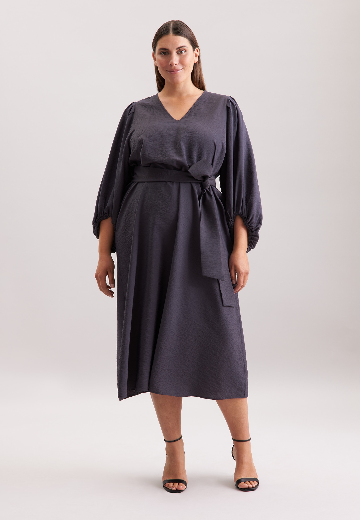 Sommerkleid SEIDENSTICKER "Schwarze Rose", Damen, Gr. 5XL (50), Normalgrößen, dunkelgrau, 86% Viskose 14% Polyamid, unifarben, regular fit, Kleider, 3/4 Uni Image