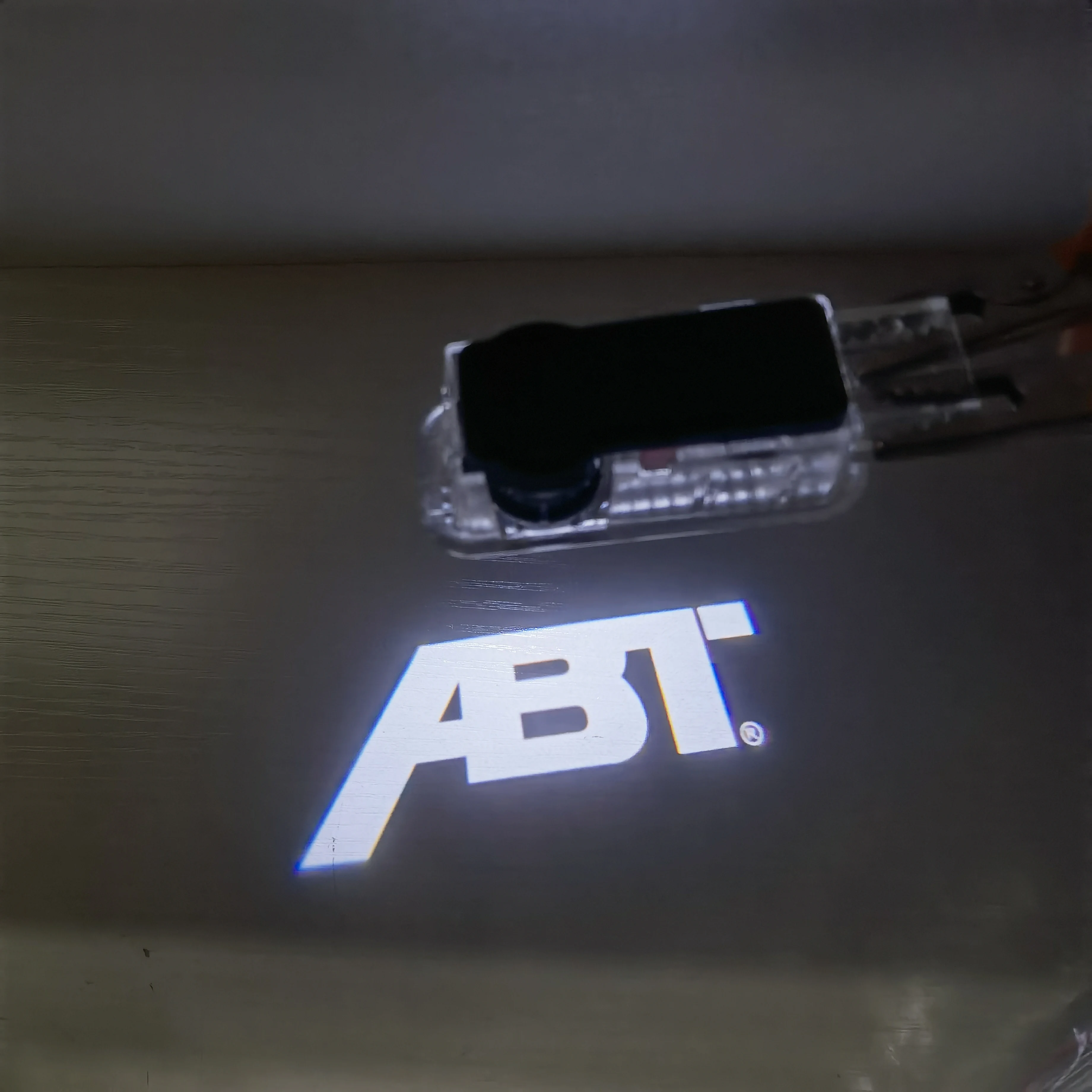 A6 C6 ABT Ombra Per Audi Luce Della Porta 2 pz RS3 ABT Luce di Benvenuto Per Audi RS5 S4 TTS SQ5 B6 A4 A5 A6 A3 Q3 Q5 Q7 Audi Luce Della Porta