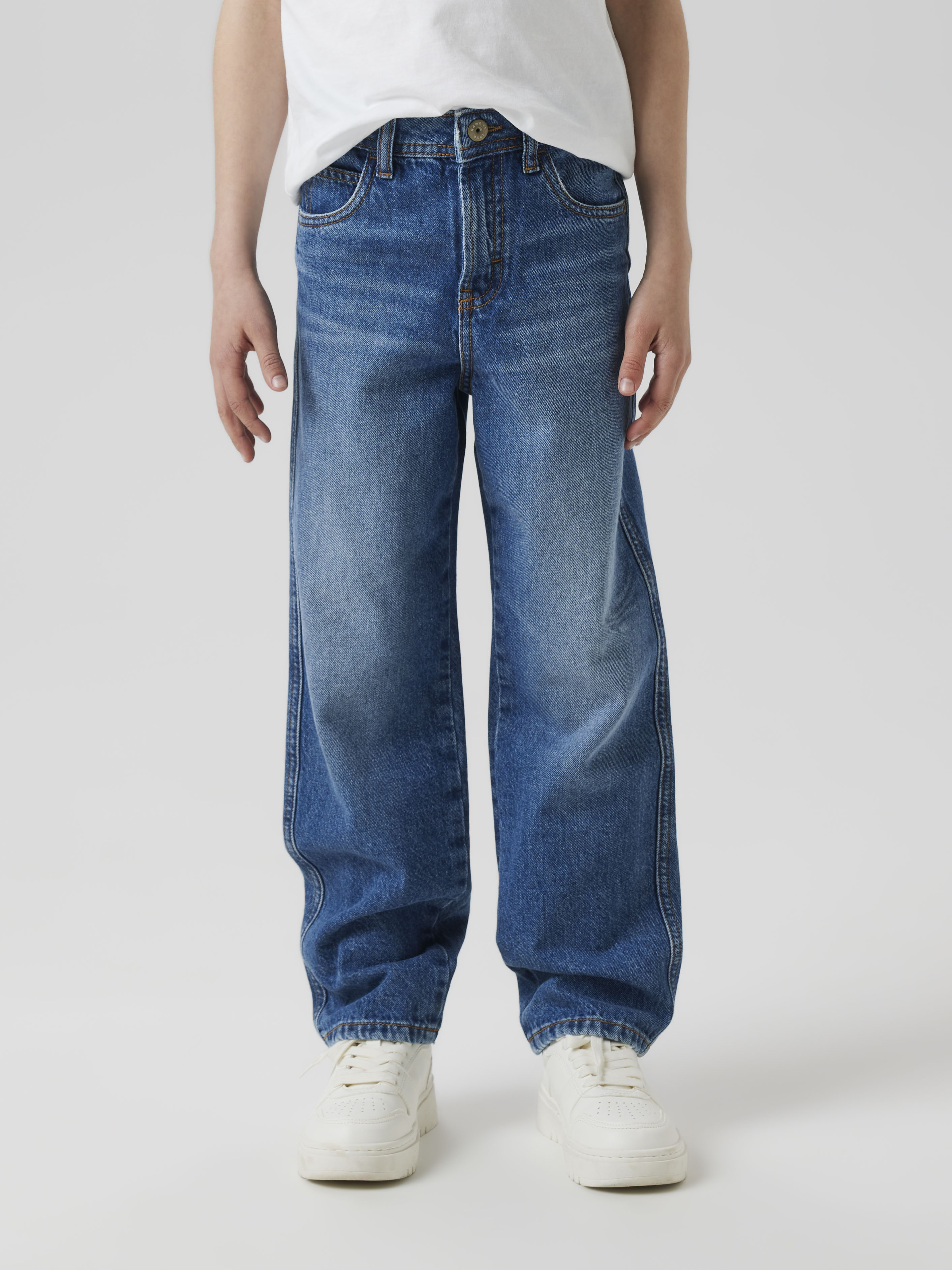 Relax-fit-Jeans NAME IT "NKMRYAN LOOSE JEANS 5760-RM NOOS", Jungen, Gr. 116, N-Gr, blau (medium blau denim), Denim/Jeans, Obermaterial: 100% Baumwolle, Abriebeffekte, loose fit lang, Jeans Image