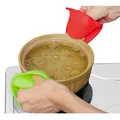 Forno a microonde con clip a mano antiscottatura e isolante termico, forno resistente al calore, guanti resistenti al calore da cucina in silicone da forno