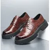 Britischen Stil Formale Großen Kopf Kleid Schuhe für Männer Einfarbig Spitze Plattform Leder Schuhe Männlichen Mode Neue Designer Casual Schuh
