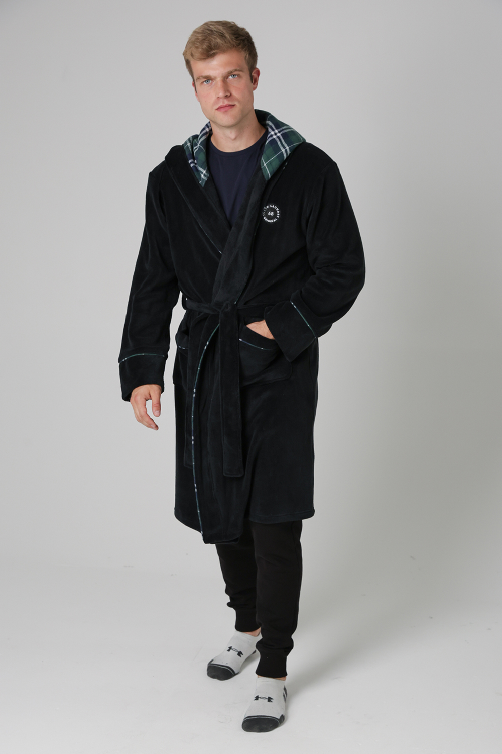 Tokyo Laundry Mens Black Plush Dressing Gown - Size Medium | Tokyo Laundry Sale | Discount Designer Brands