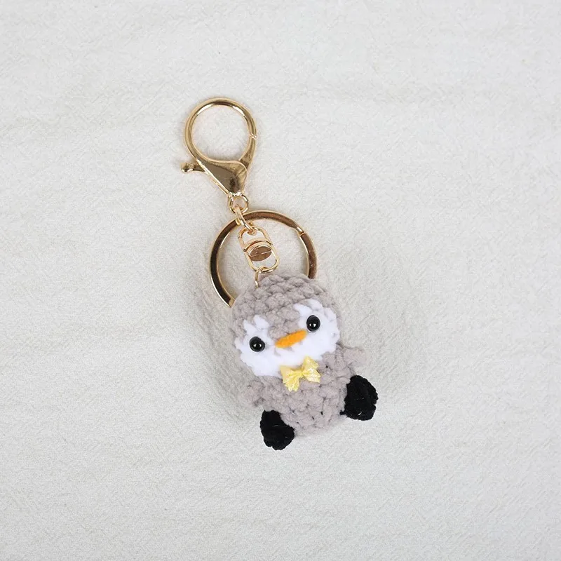 Mini-Pinguin-Serie Gehäkelter Schlüsselanhänger Handgemachte Häkel-Cartoon-Pinguin-Puppe Schlüsselanhänger Gestrickter Anhänger Großhandel Maßgefertigte Accessoires Image