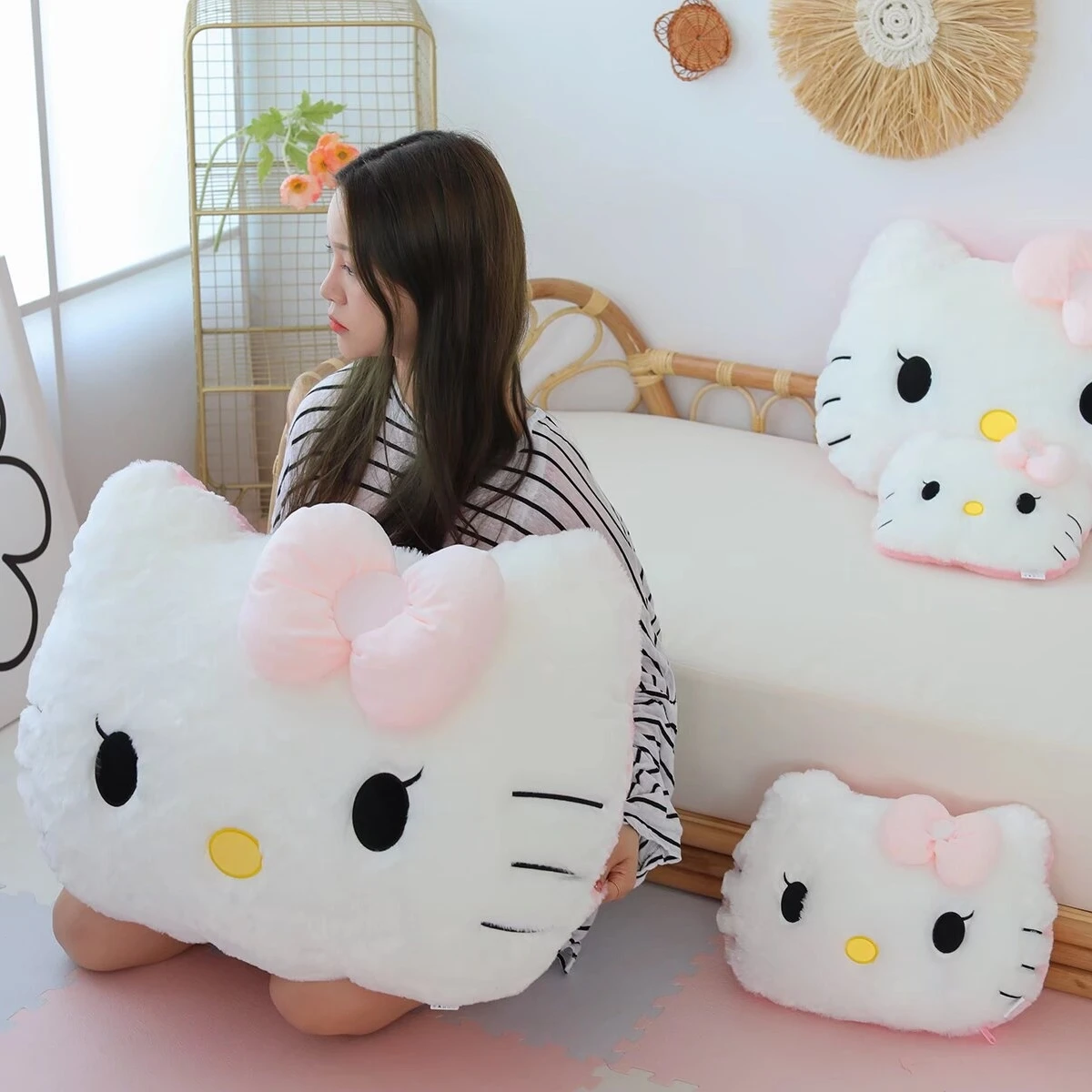 Große Größe Sanrio Hello Kitty Rückenkissen, gefülltes Anime-Sofabett, weißes Katzenkissen, kuschelige Plüschtiere, waschbare Heimdekoration, Weihnachtsgeschenke