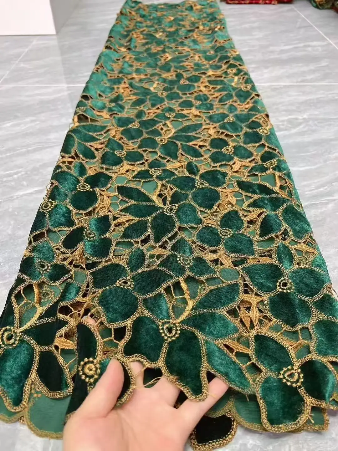 Nigerianischer Samt-Spitzenstoff, 2025, hochwertig, 5 Yards, Pailletten, afrikanischer Spitzenstoff, nigerianische Spitze für Frauen, Hochzeitskleid, Nähen
