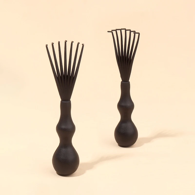 Haarbürsten-Reinigungswerkzeug, Kammreiniger-Klaue, Reinigungsbürste mit Kunststoffborsten, Mini-Kammreiniger-Rechen für Haar-Accessoires Image