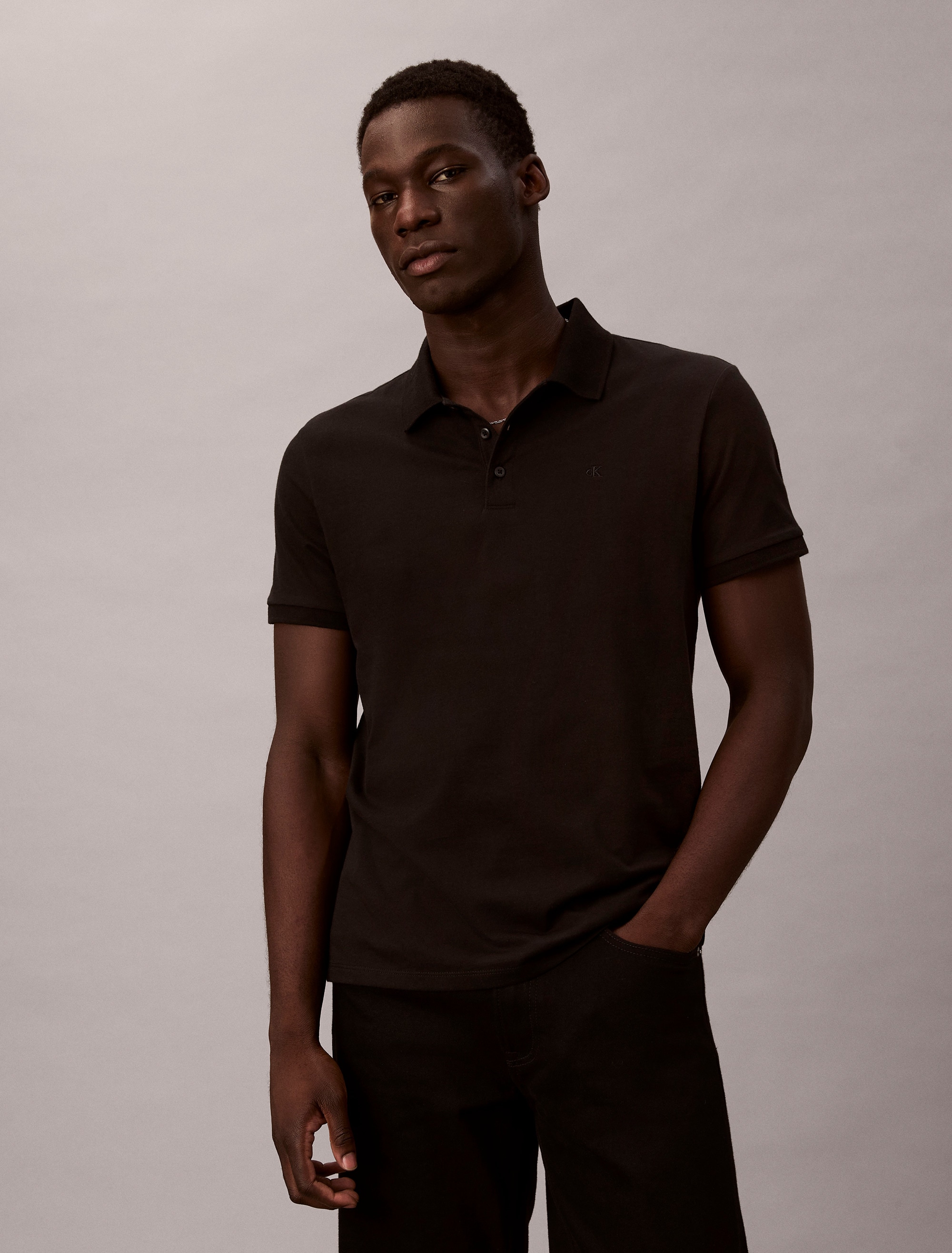 Poloshirt CALVIN KLEIN JEANS "CLASSIC MONOGRAM", Herren, Gr. L, schwarz, Jersey, Obermaterial: 100% Baumwolle, unifarben, normal normal, Shirts, normale Passform, basic, Logostickerei Image