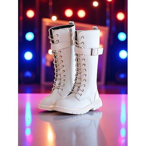 Von koreanischen Idols inspirierte Popstar-Kostümschuhe. Weiße, kniehohe Schnürstiefel für Mädchen mit dicker Sohle. Modisches Performance-Schuhwerk für Tanz- und Bühnenoutfits. Image