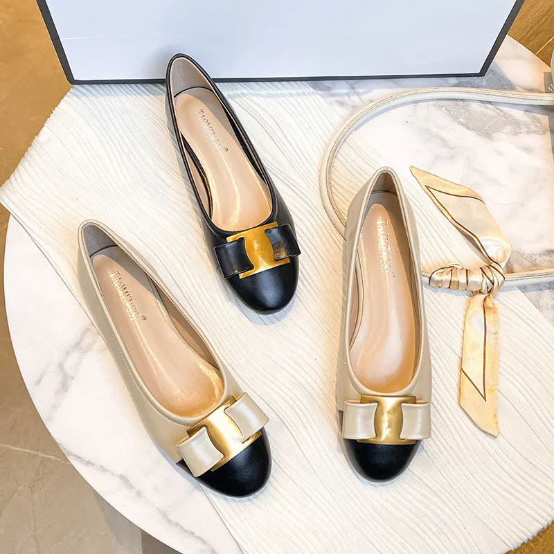 Size 33-43 Women's Designer Boats Shoes Fashion Bowknot Leather Flats Low Heel Pumps Office Lady Slip on Girls Ballet Shoes 111