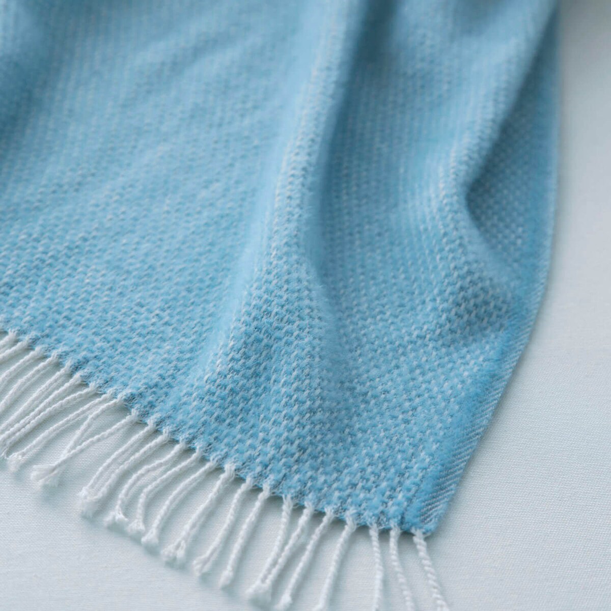 Einfarbige Decke 130×170 cm, hergestellt in Spanien Blue Naturals Image