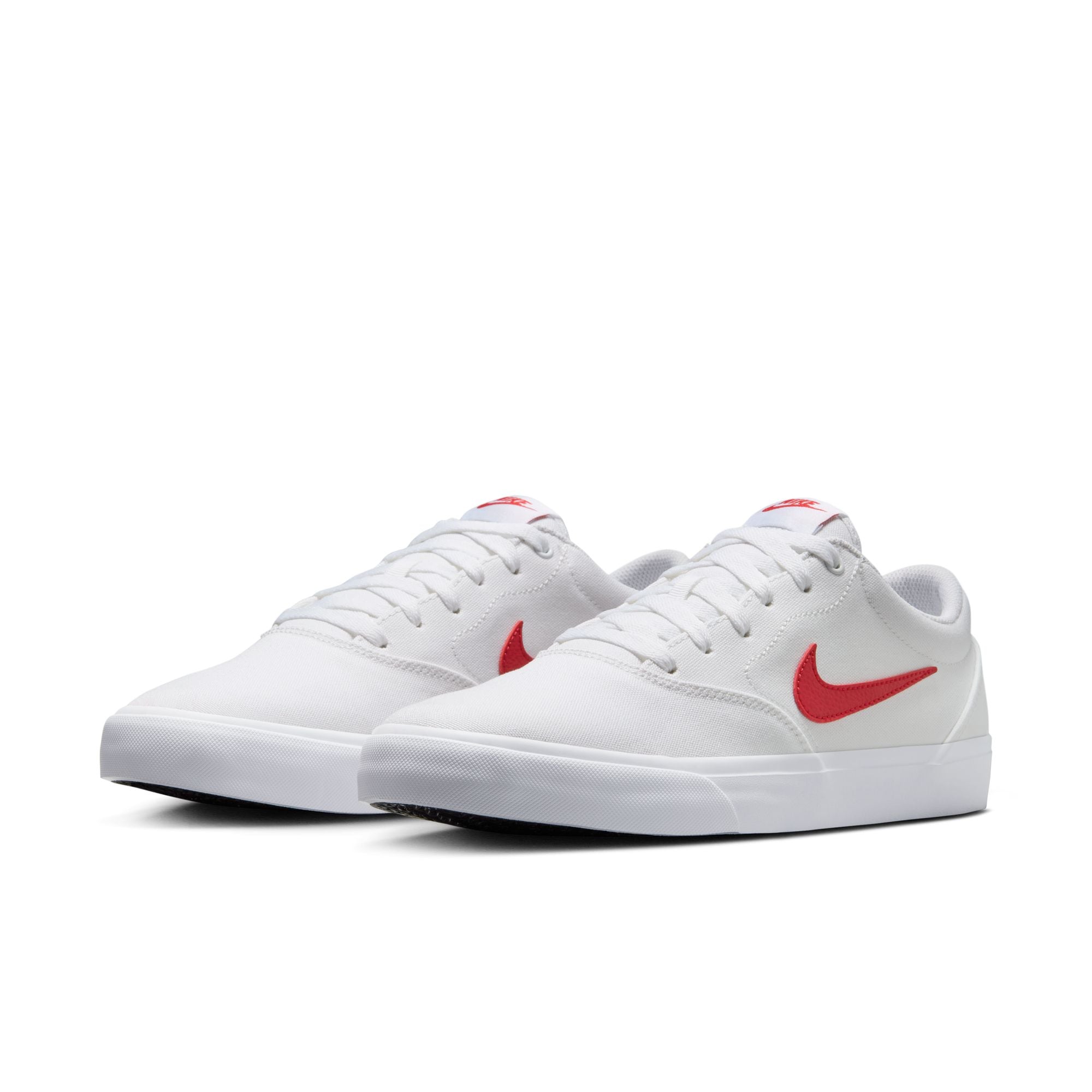 Sneaker NIKE SPORTSWEAR "CHARGE CNVS", Gr. 44,5, weiß, university rot, weiß, weiß, Textil, Schuhe