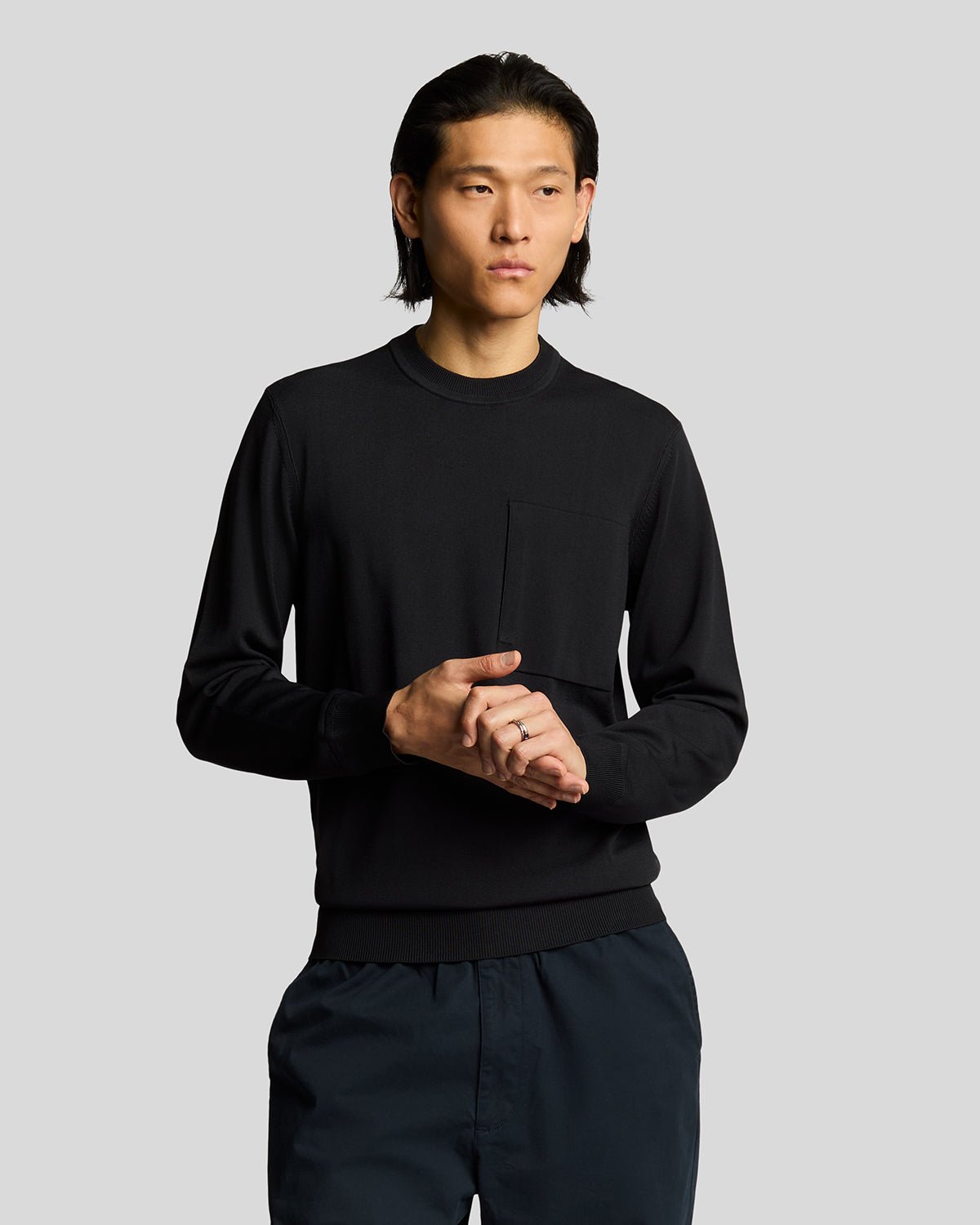 Lyle & Scott Cargo Rundhals-Pullover - Lackrot Image