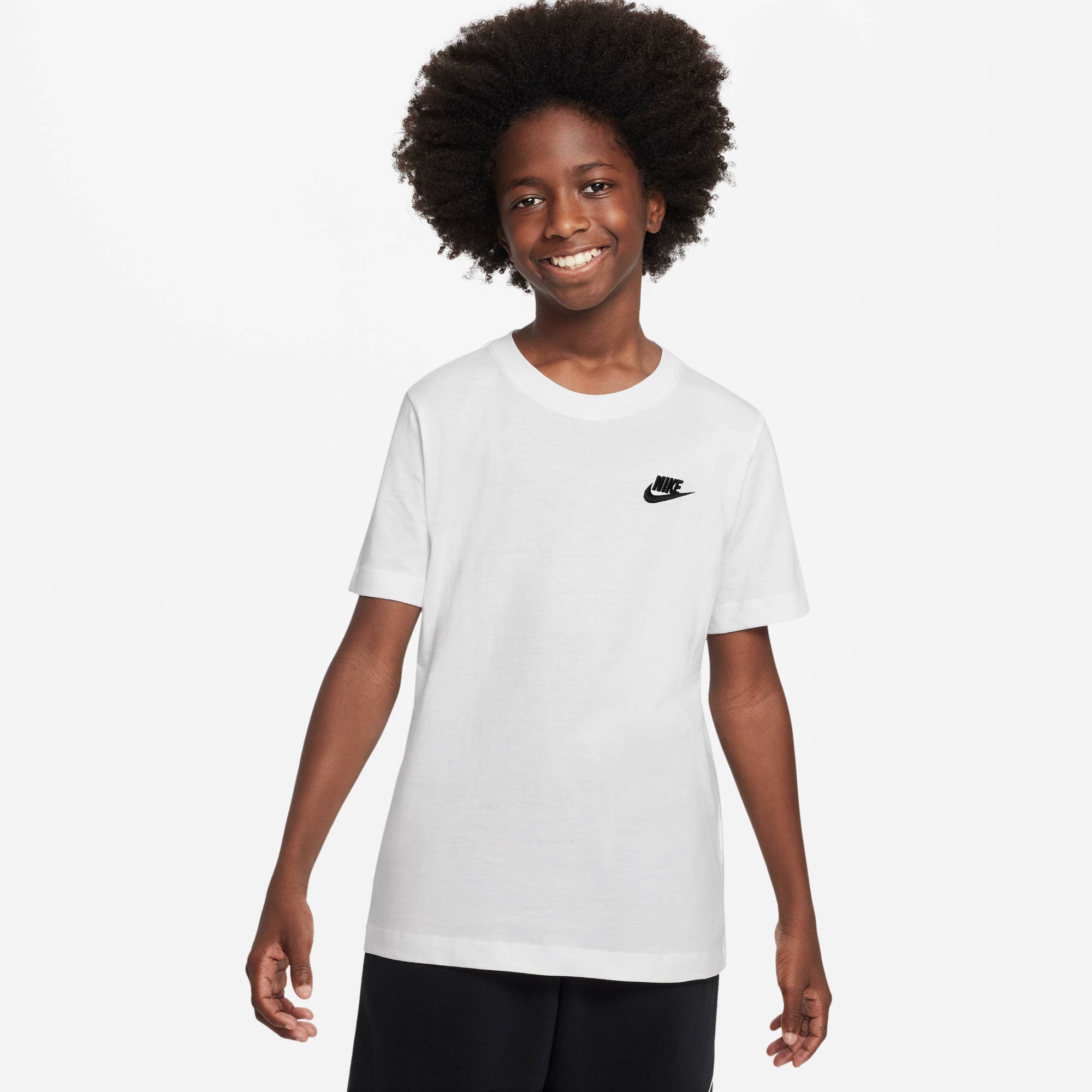 T-Shirt NIKE SPORTSWEAR "Nike Sportswear Big Kids' T-Shirt", Mädchen, Gr. L (152/158), weiß, Obermaterial: 100% Baumwolle, normal, Shirts T-Shirt, gerader Schnitt, normale Ärmellänge, in verschiedenen US-Größen