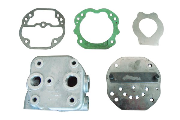 TRUCKTEC AUTOMOTIVE Zylinderkopf, Druckluftkompressor 01.15.024 Universal für RENAULT TRUCKS DAF MERCEDES-BENZ MAN 81.54114.6049 A0001302519 A0001302 Image