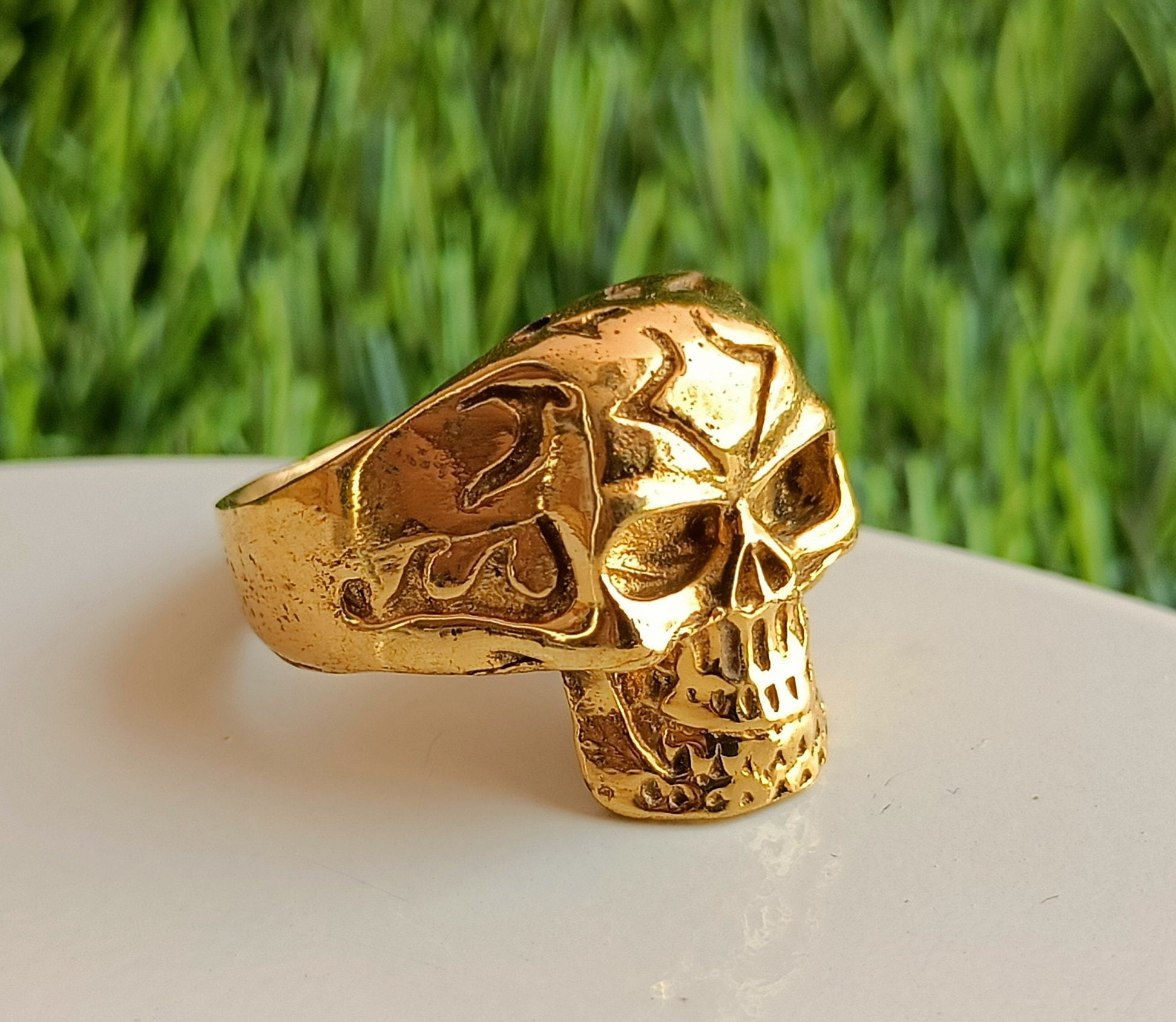 Anello rivestito in oro teschio \ Anello teschio donna \ Anello gotico \ Anello horror \ Anello scheletro \ Anello testa teschio \ Anello regalo