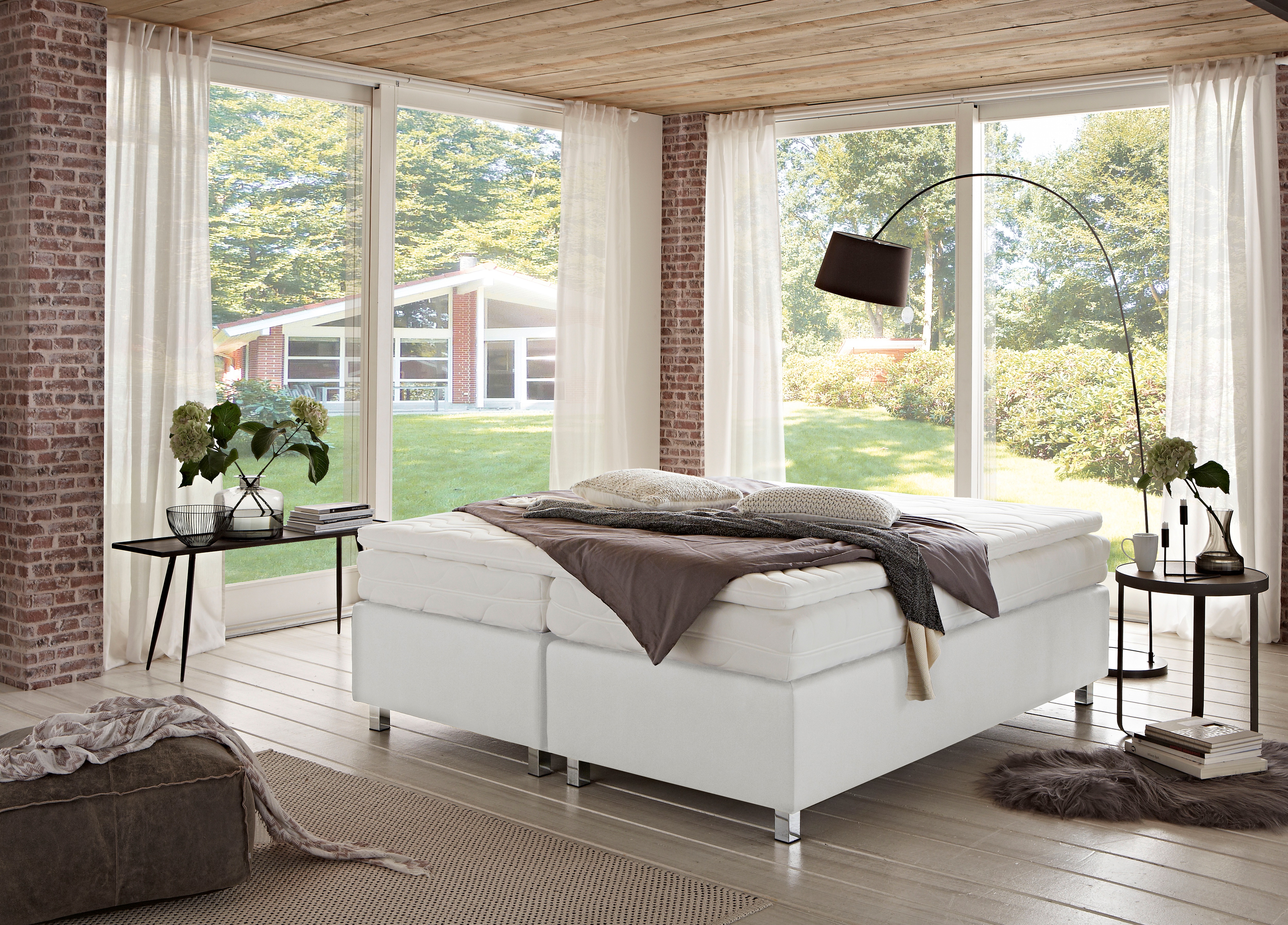 Boxspringbett "London", weiß, B:200cm L:200cm, WESTFALIA SCHLAFKOMFORT, Komplettbetten, praktisch bei Dachschrägen, erhältlich in H2, H3 und H4 Image