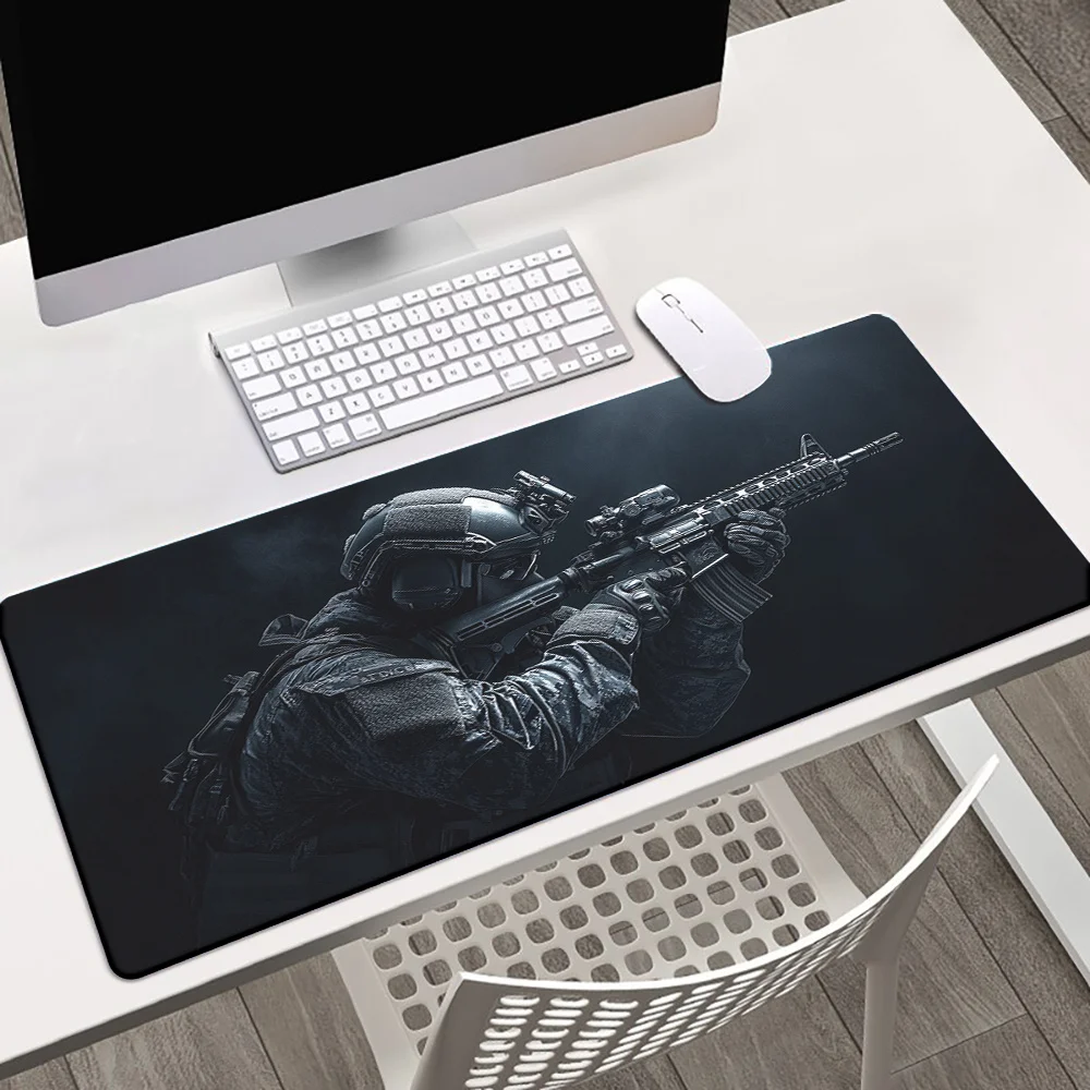 Taktischer Soldat, großes Spiel-Mauspad, Desktop-Pad, Spielpad, rutschfestes und langlebiges Bürozubehör, Tastatur-Mauspad Image