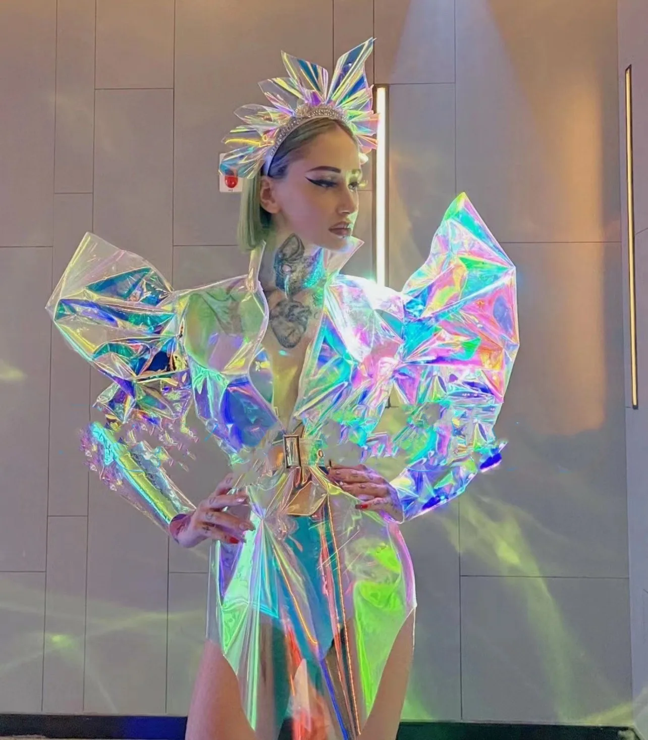 Sexy Drag Queen Kostüme Neue Nachtclub Party Technologie Symphonie Laser Fly Schulter Festival Bühnenkostüme Frauen Laser Kostüm Image