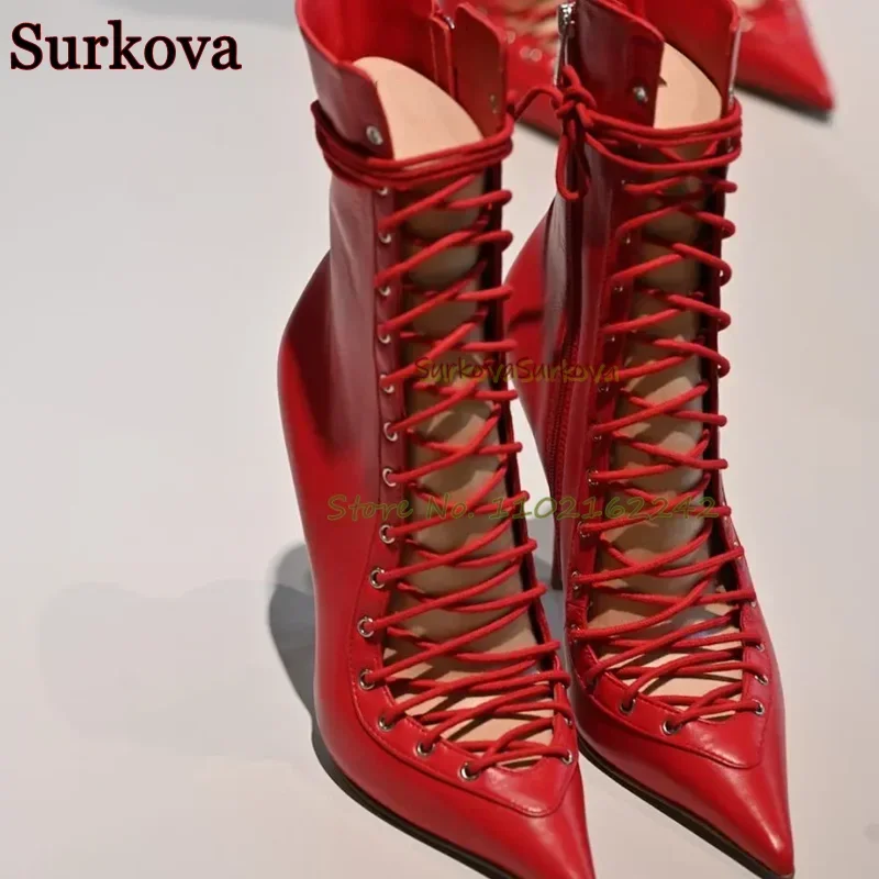 Rote Kreuz-Spitze-Stiefeletten mit hohen Absätzen, spitzer seitlicher Reißverschluss, glänzende Damen-Stiefeletten, modische sexy Sommer-Damenschuhe 43