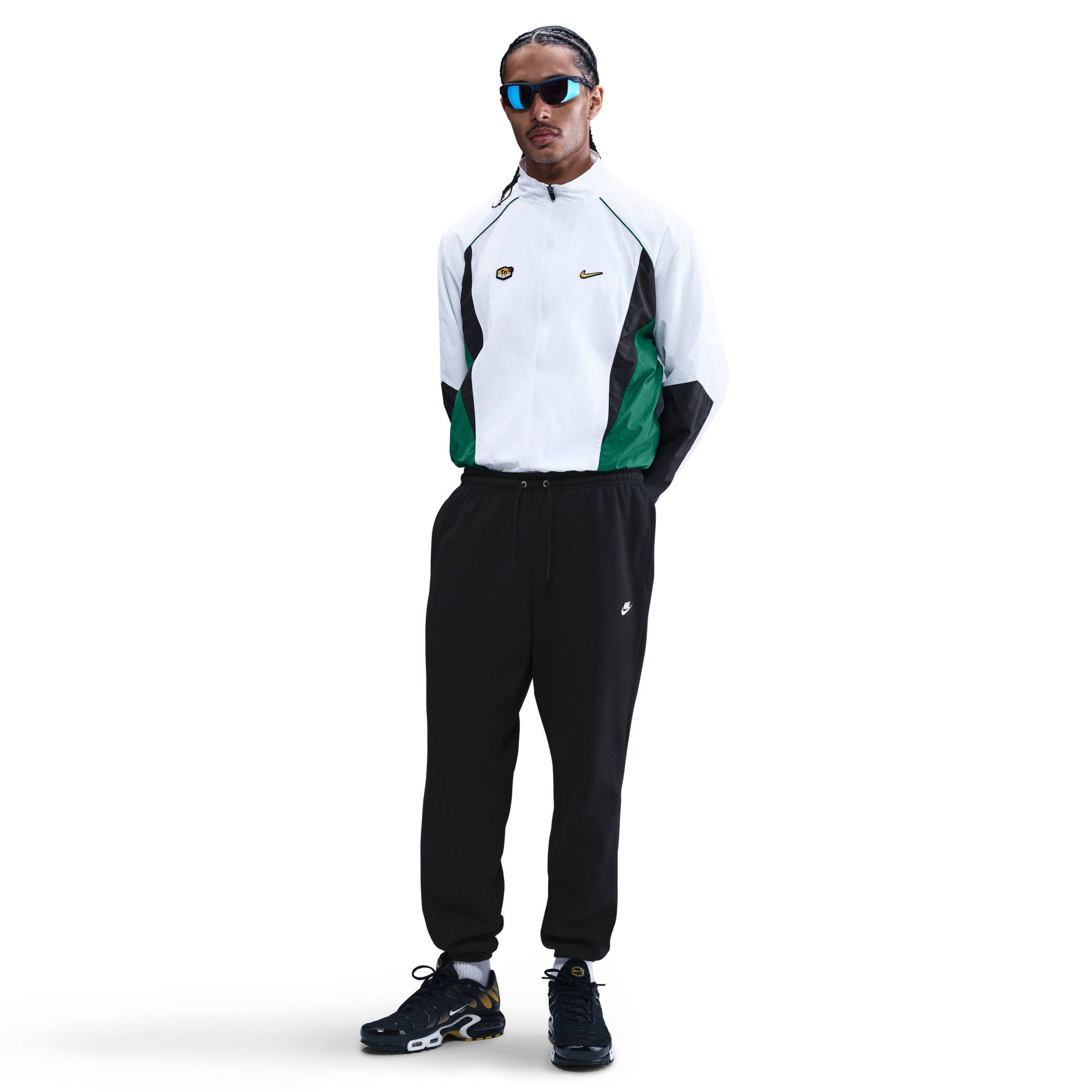 Sporthose NIKE SPORTSWEAR "M NK CLUB BB CUFF PANT", Herren, Gr. XL, N-Gr, schwarz, schwarz, weiß, Obermaterial: 80% Baumwolle, 20% Polyester, Hosen Sporthose, mit angerautem Fleece innen, mit seitlichen Taschen