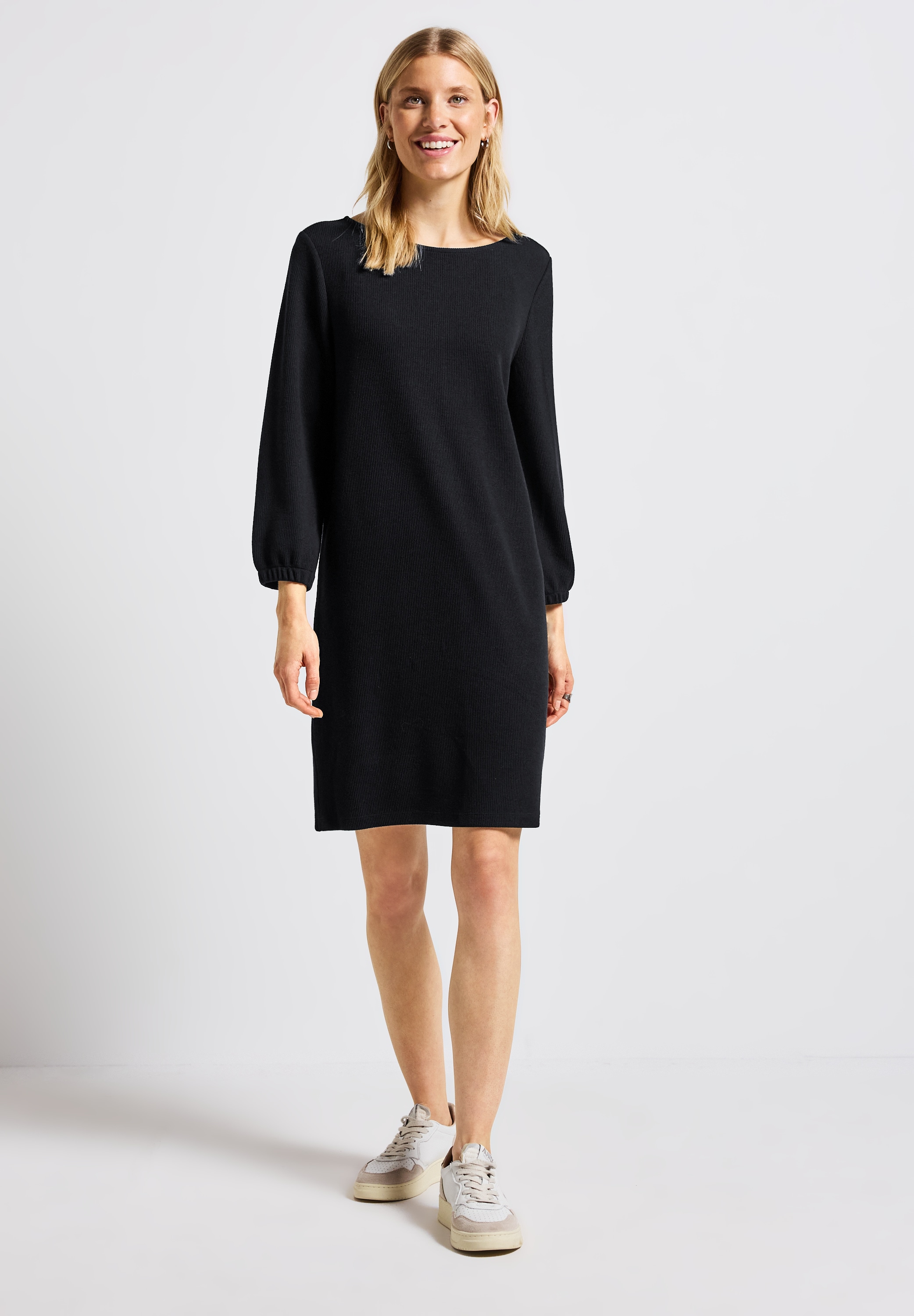 Jerseykleid STREET ONE, Damen, Gr. 34, EURO-Größen, schwarz, Stoff, 69% Polyester, 28% Viskose, 3% Elasthan, unifarben, normal knielang, U-Boot-Ausschnitt, Bündchen, Kleider Jerseykleid, knielang