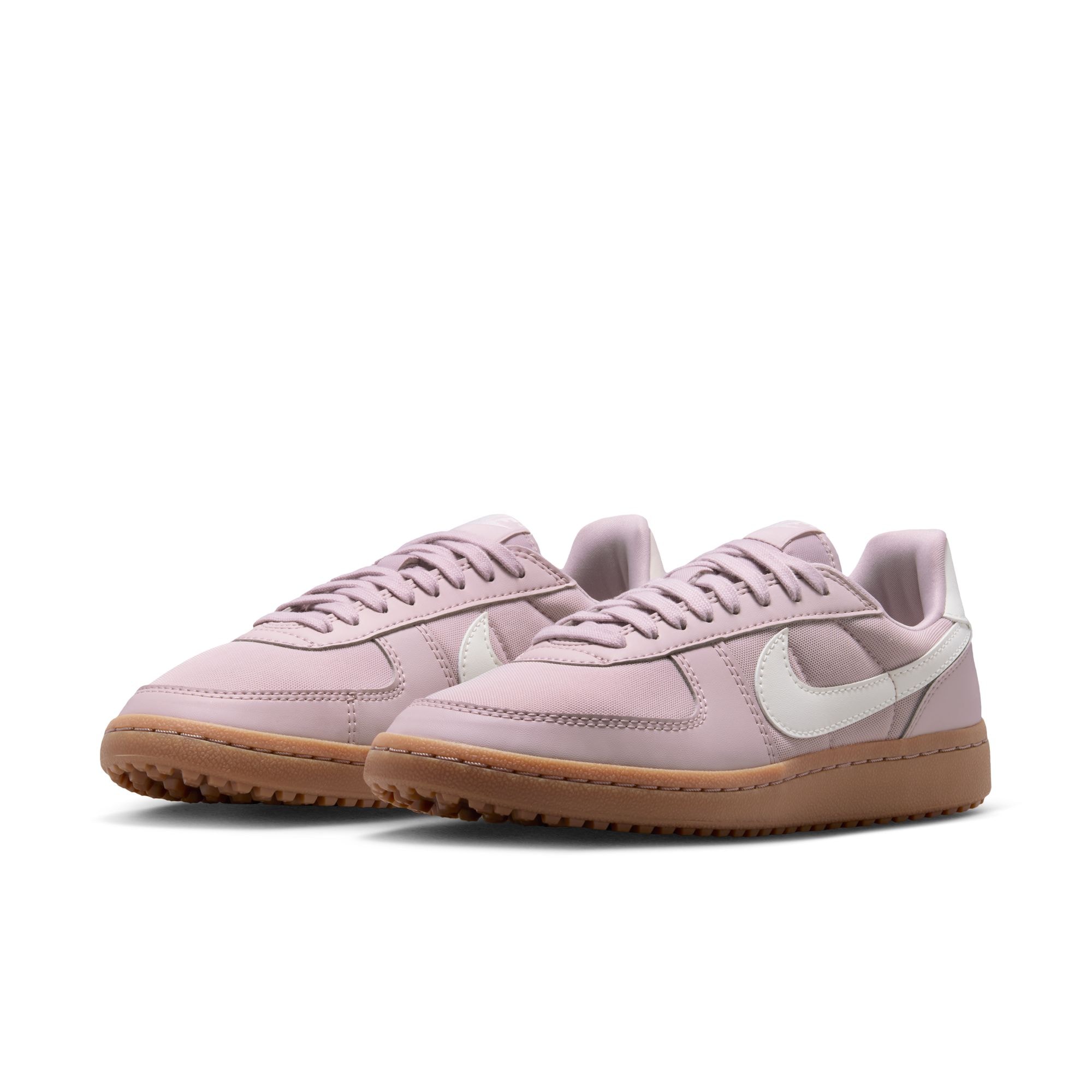 Sneaker NIKE SPORTSWEAR "WMNS FIELD GENERAL", Damen, Gr. 40, platinum violet, sail, gum schwarz braun, Synthetik, Textil, Schuhe Sneaker