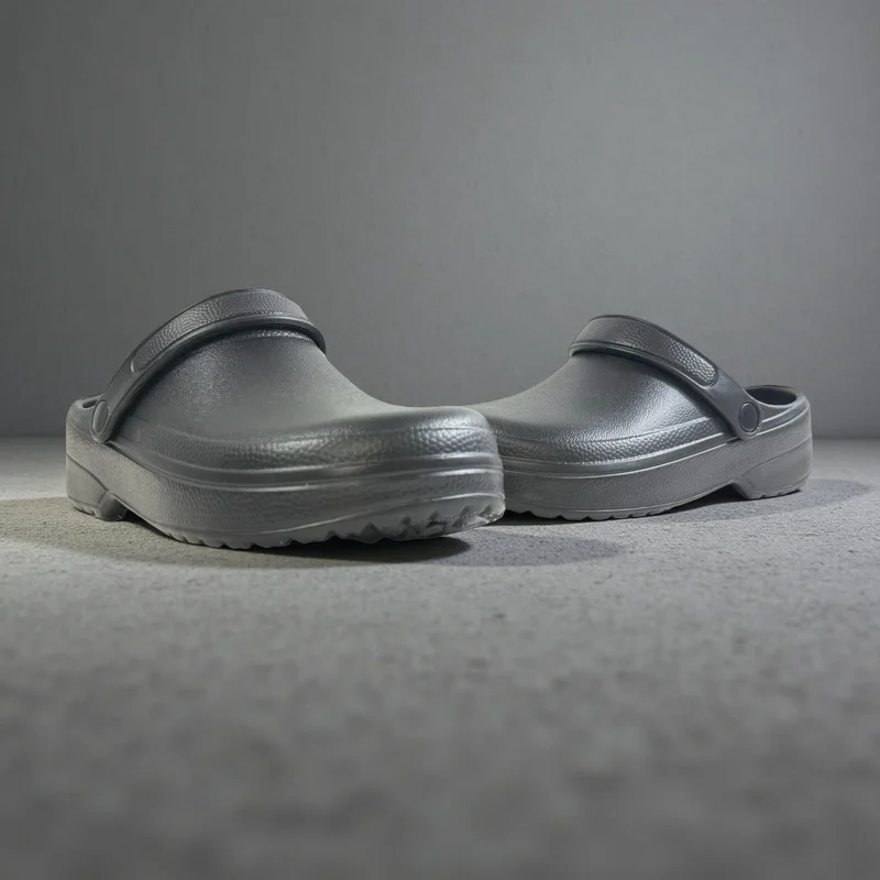 Schwarze Clogs für Herren mit Luftpolster – wasserfreundliche Slip-On-Schuhe mit verstellbarem Knöchelriemen für Herren, orthopädische Komfort-Walking-Sandalen