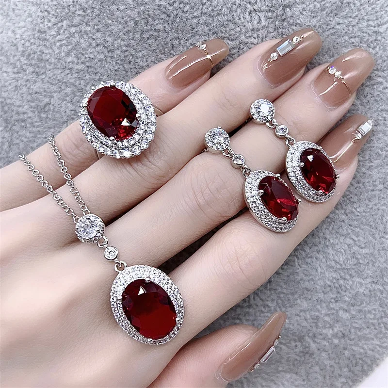 Wunderschöne Retro-Luxus-Palast-Stil voller Diamant-Rubin-Ohrringe, Ring-Halskette für Damen, exquisite rote Schmucksets aus 925er Silber Image