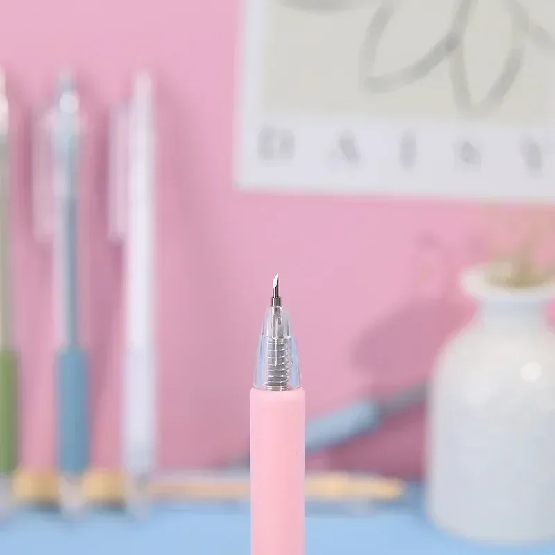 Precision Art Stiftmesser – ultrascharfer Aufkleber- und Scherenschneider für Heimwerkerarbeiten mit Sicherheitsgriff (Druckschneiden) Image