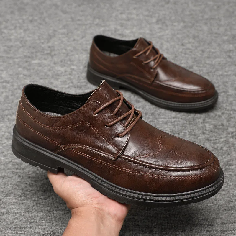 Luxus Marke Männer Oxfords Faulenzer Echtes Leder Kleid Schuhe Brogue Lace Up Italienische Herren Casual Schuhe Mokassins Plus Größe 39-44