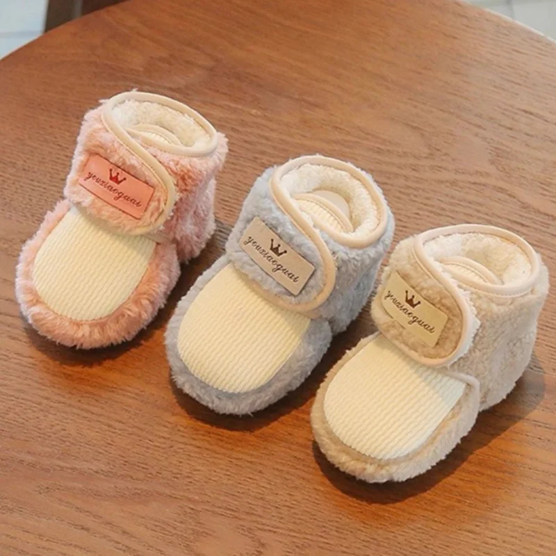 Babyschuhe im Herbst- und Winterstil für 0–1 Jahre, mit Plüschisolierung und weicher Sohle, vordere Stufenschuhe, Babyschuhe Image