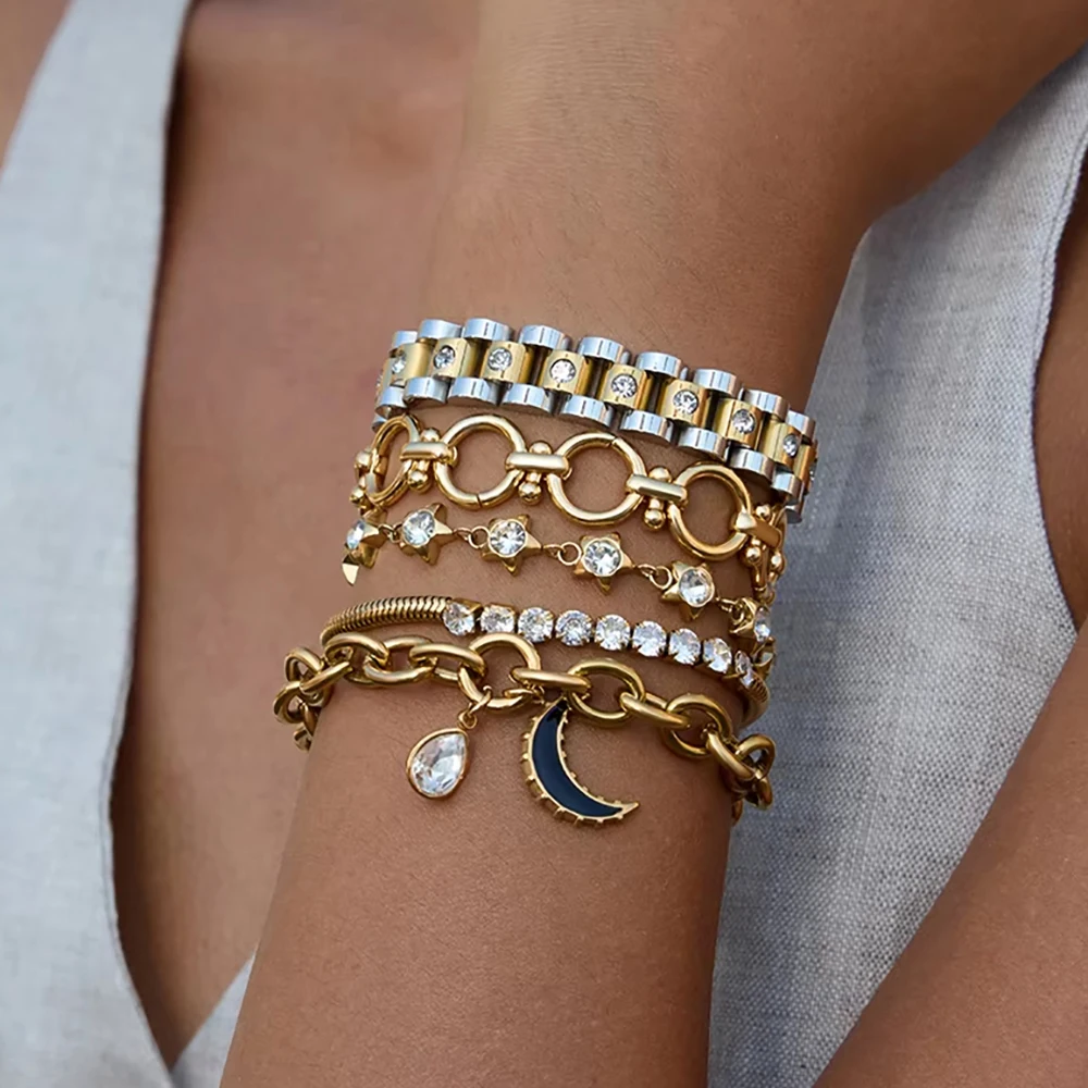 YHTOT Minimalistisches 18K Goldfarben plattiertes Edelstahl Strass Wassertropfen Anhänger Schwarzer Öltropfen Mond Anhänger Armband Damen Image