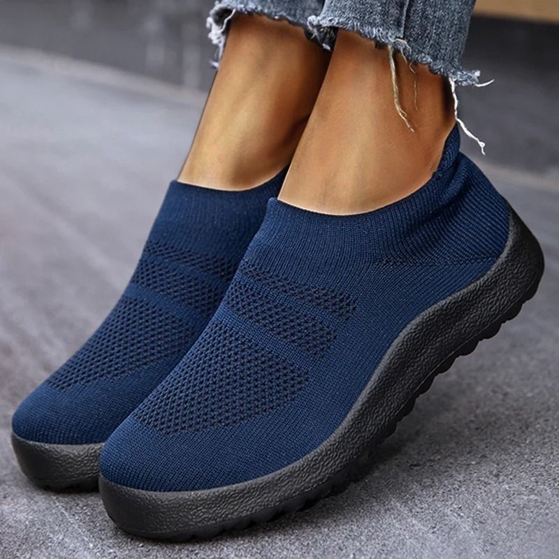 Women Sport Sneakers Breathable Slip On Sock Shoes Comfortable Flat Running Shoes 7 black