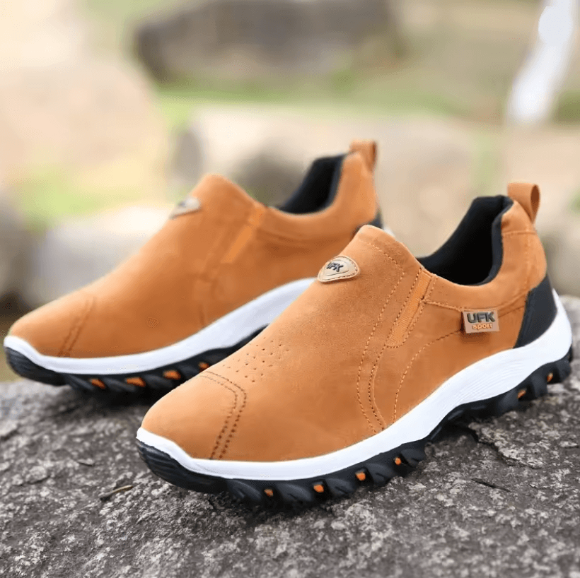 Lightweight Mens Walking Shoes Outdoor Comfortable Loafers 12.5 13 brown