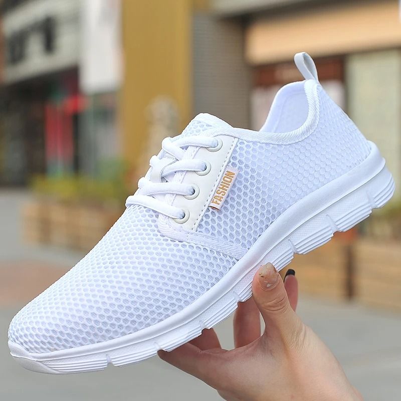 Summer Sneakers Lightweight Breathable Running Shoes For Men And Women Outdoor Beach Sports Plus Size us 6 white