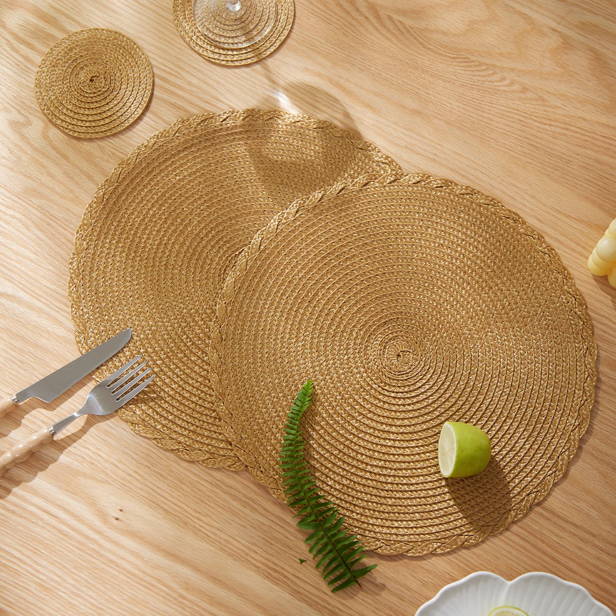 Runde geflochtene Tischsets, waschbar, PP, hitzebeständig, 32 cm, Tisch-Tischset und Untersetzer für Küche, Weihnachten, Esstisch, Party-Dekoration Image