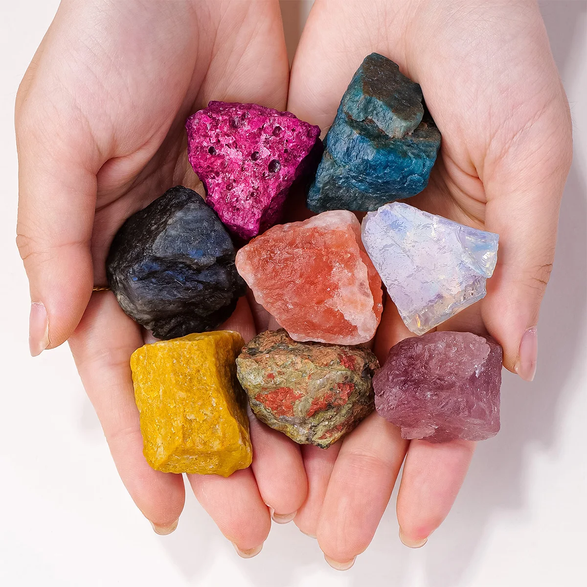 8 pièces/1 ensemble pierre naturelle cristal coloré pierre brute ensemble boîte maison méditation décor Collection cadeaux originaux cadeau de noël