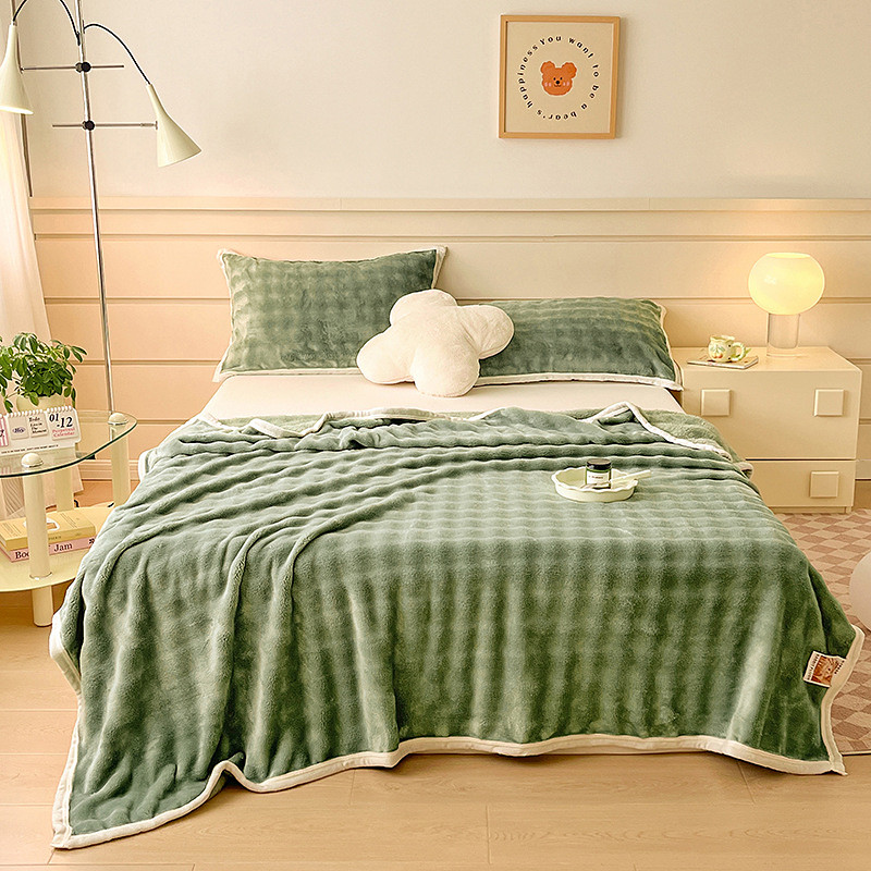 Rabbit Fur Blanket Soft Plush Throw Blanket for Office Nap Single Double Bed Warm Faux Fur Blanket Cozy Sofa Air Conditioning Blanket